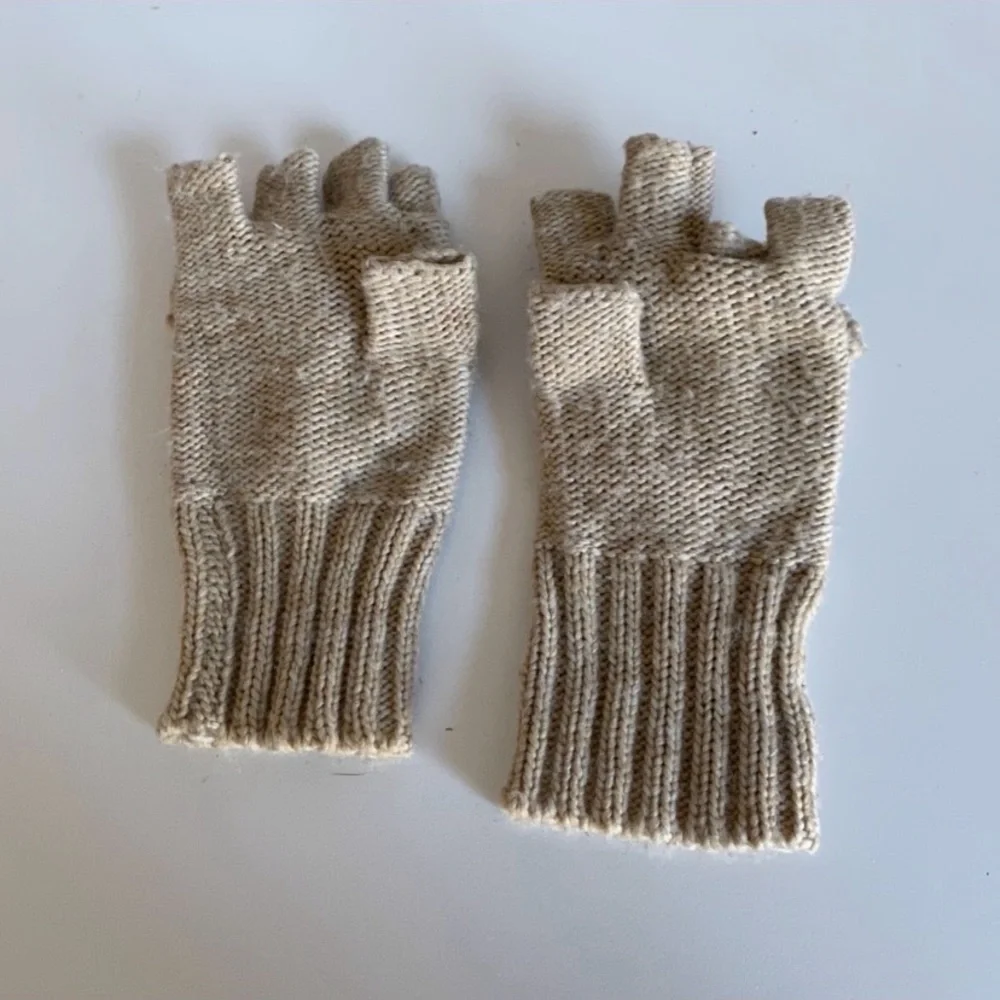 Echo gloves